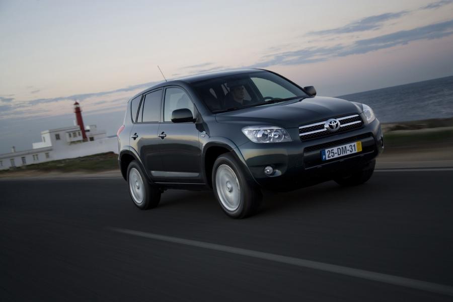  Toyota RAV4 2005 года  (фото 128 из 172)
